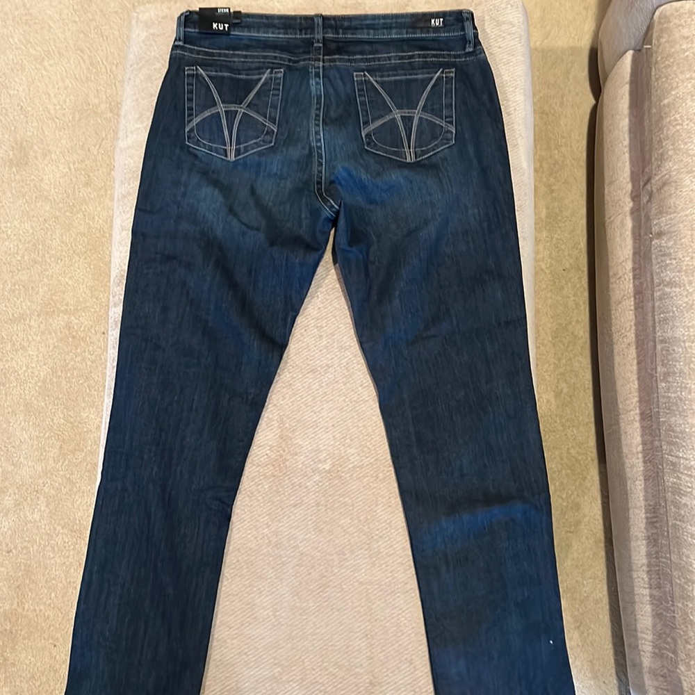 NWT Kut from the Kloth Stevie Straight Leg Jeans
